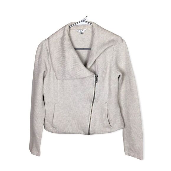 CAbi Womens "Ryder" Jacket Size XS Light Beige "Quited Look" - Picture 1 of 9